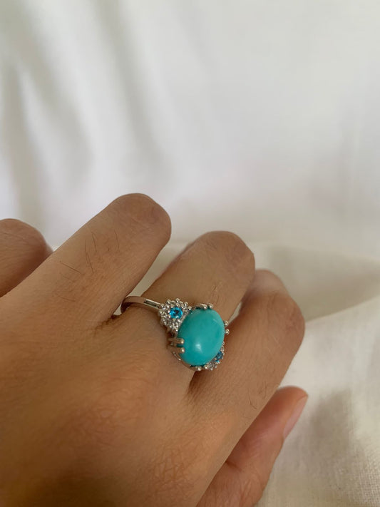 Turquoise Gemstone Cluster Ring .