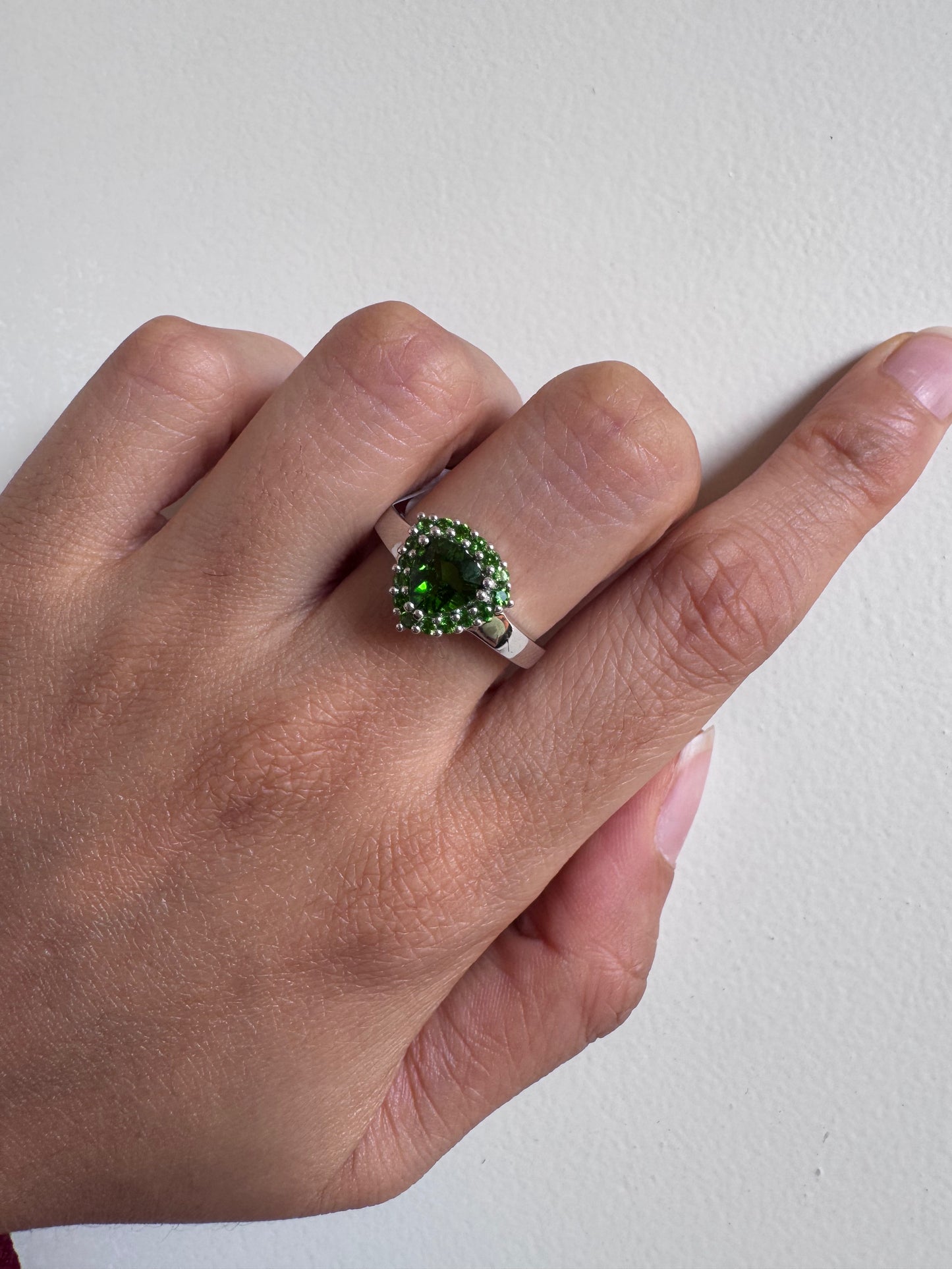 Chrome Diopside Trillion Shape with Chrome Round Genuine Gemstone in 925 Sterling Silver