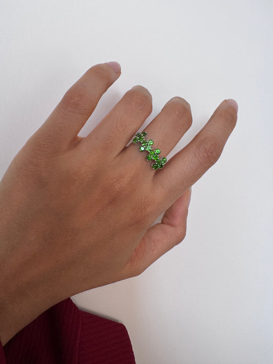 Daisy Chrome Diopside Round Shape Ring Genuine Gemstone in 925 Sterling Silver