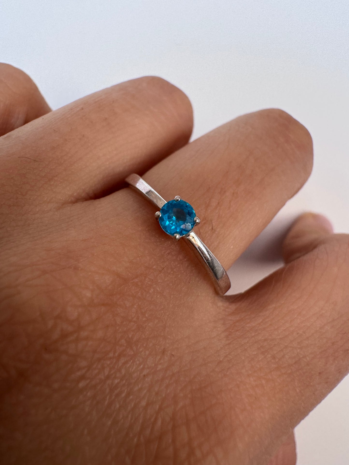 Capri Neon Apatite Round Shape Ring Genuine Gemstone in 925 Sterling Silver