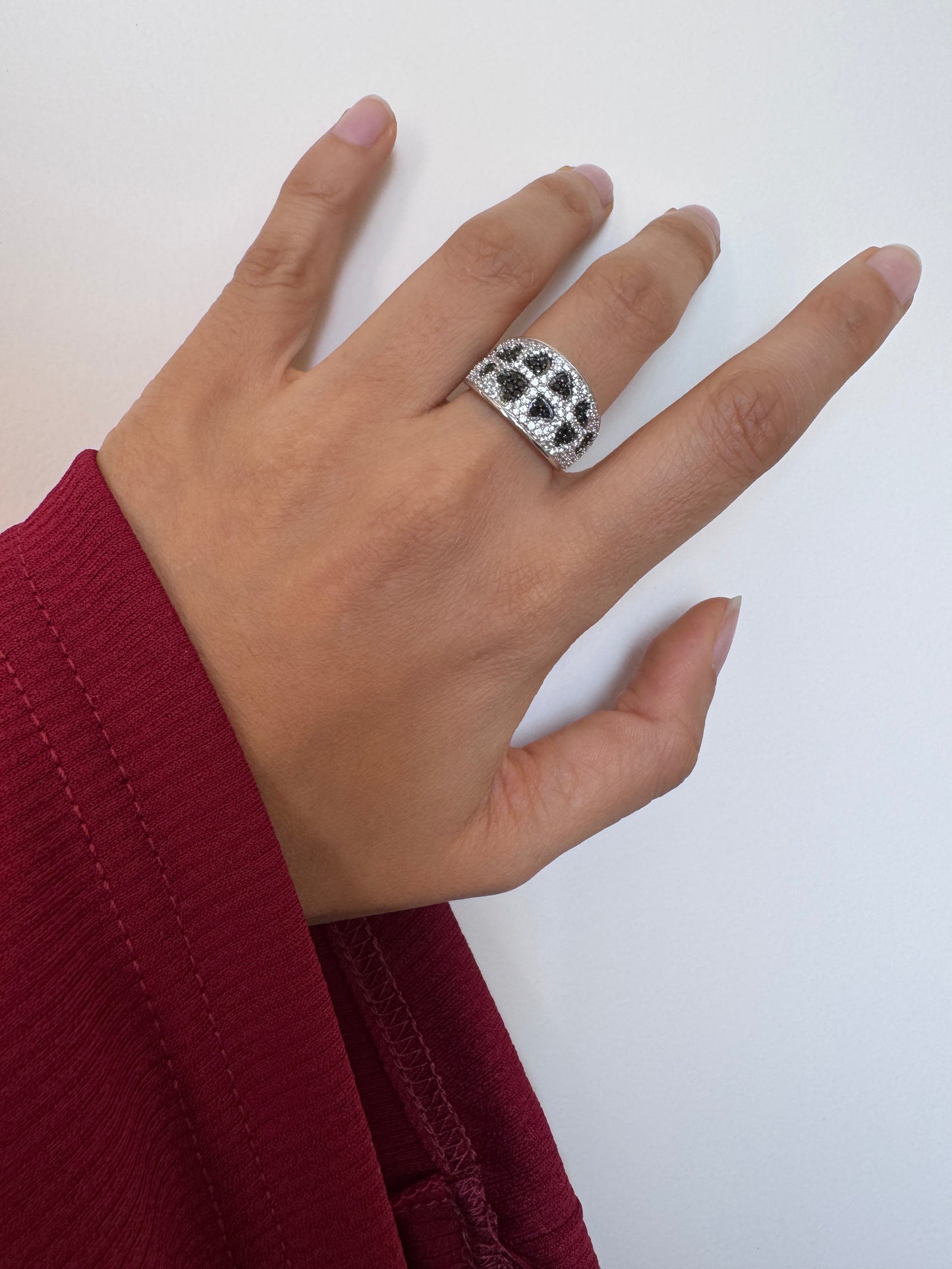 Black Spinel Round Shape Ring with White Natural Zircon Round Genuine Gemstone in 925 Sterling Silver