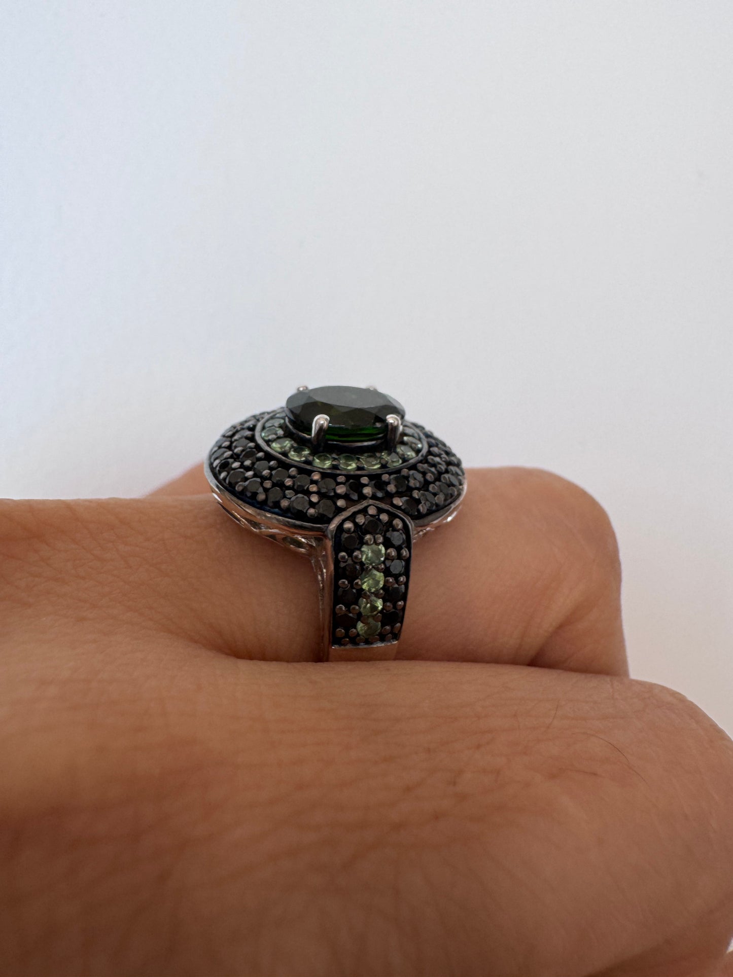 Chrome Diopside Oval Shape & Black Spinel Round Shape Ring With Tsavorite Round Genuine Gemstone in 925 Sterling Silver