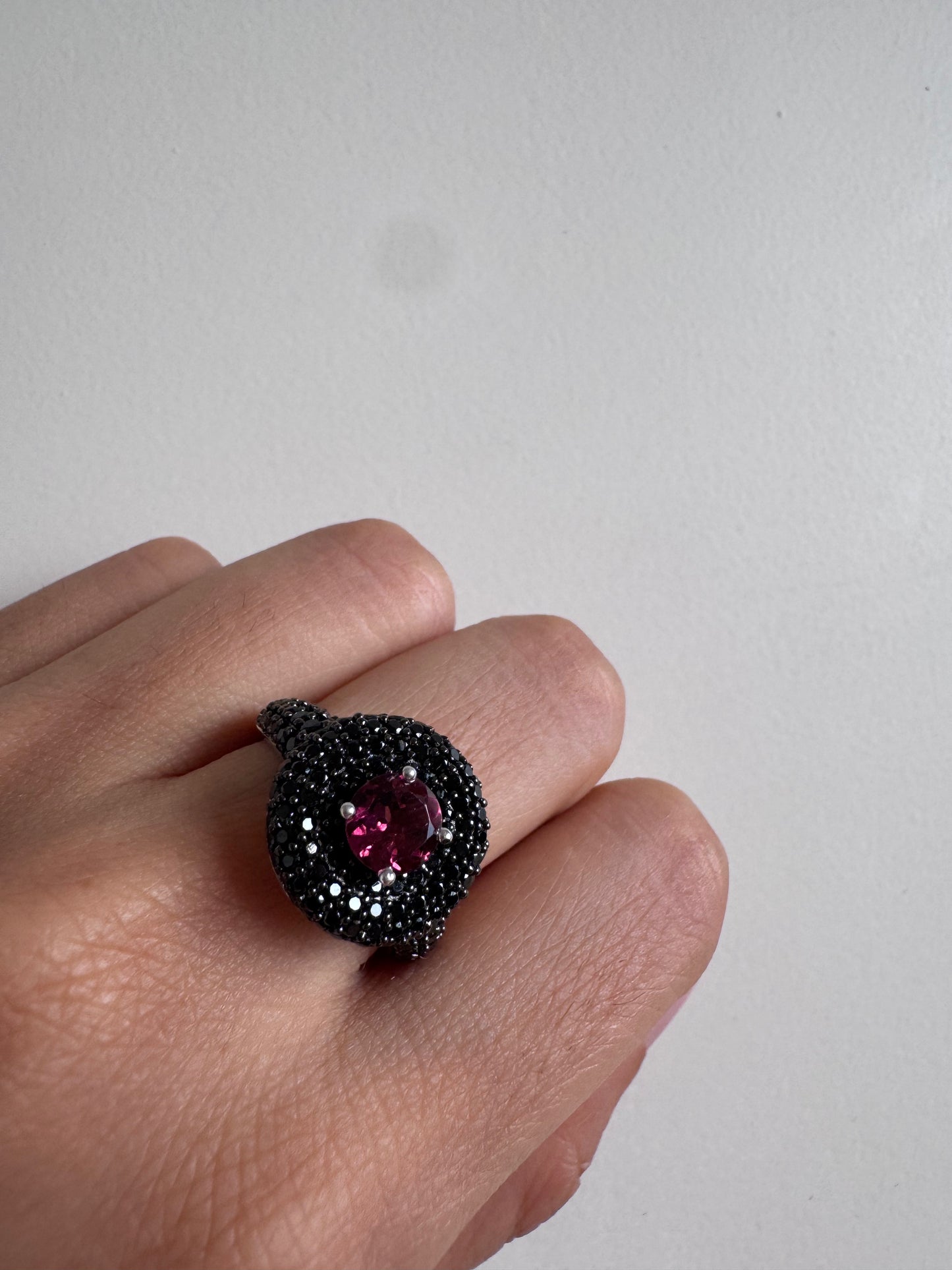 Pink Tourmaline Round Shape Ring with Black Spinel Round Genuine Gemstone in 925 Sterling Silver