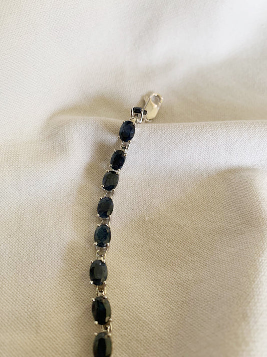 Black Spinal Gemstone Bracelet